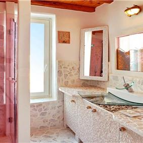 6 Bedroom Villa with Infinity Pool in Fanari on Mykonos, Sleeps 13